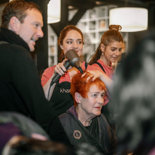 Image de Image 421d5a8b, partie de la photographie de produits khadi pour les colorations et soins capillaires à base de plantes